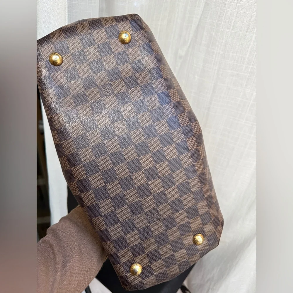 Louis Vuitton Salvi Damier bag